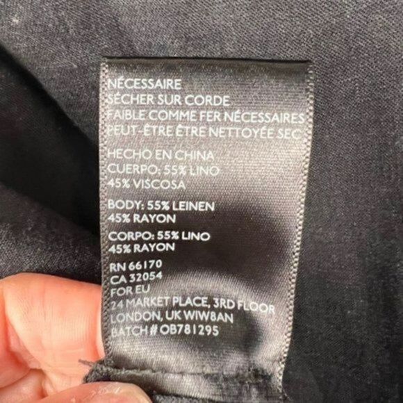 Urban Outfitters UO Straight-Neck Linen Button-Down Jumpsuit Black 0 ~ NWT - Picture 11 of 12